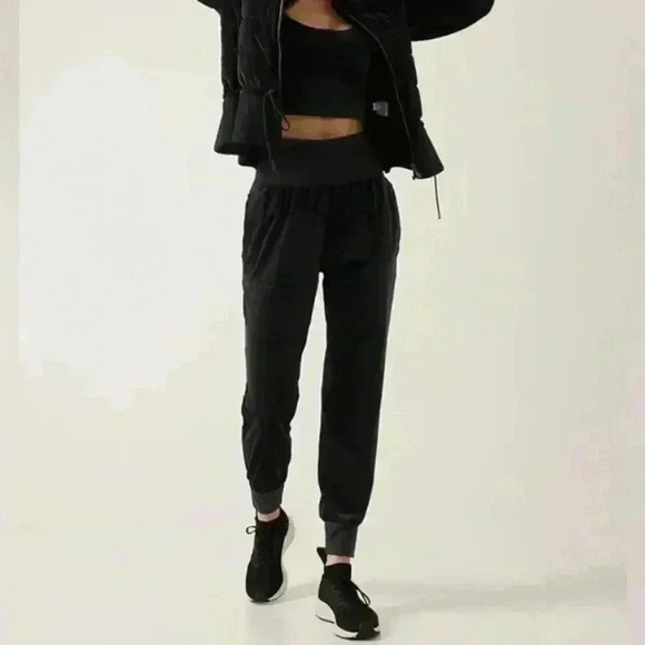 Athleta Salutation Velvet Jogger - Picture 8 of 8